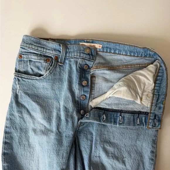 Levi’s Ribcage Straight Ankle - Picture 9 of 11